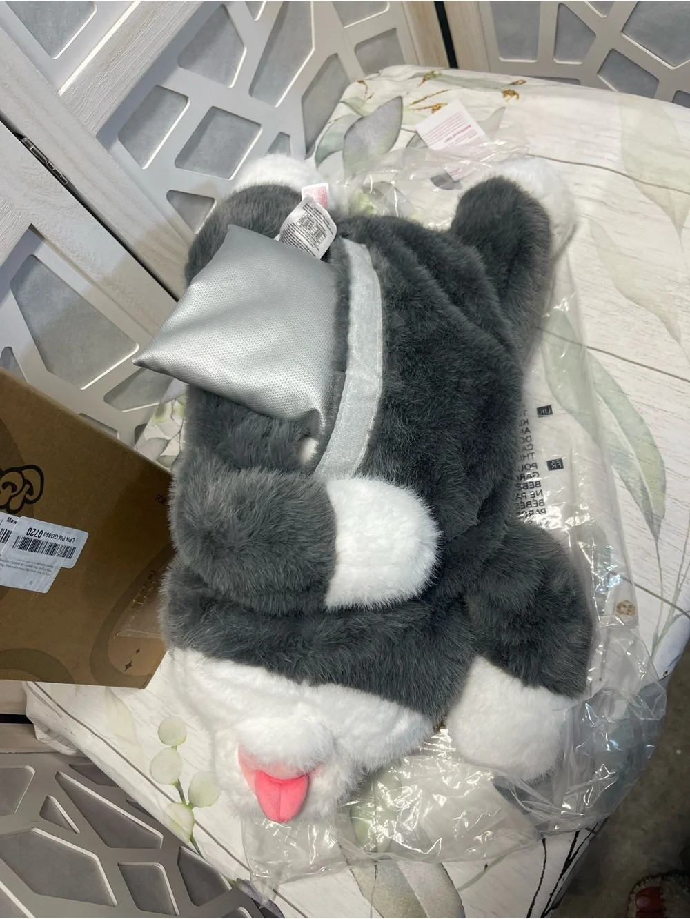 Cozy Husky Plush Pillow - Gray & White Comfort